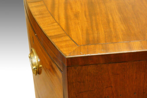 George III small mahogany bow fronted chest of drawers