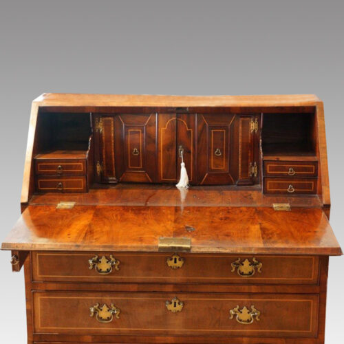 George III walnut bureau interior