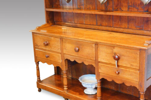 Antique honey oak dresser
