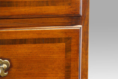 Antique chest of drawers cross-banding