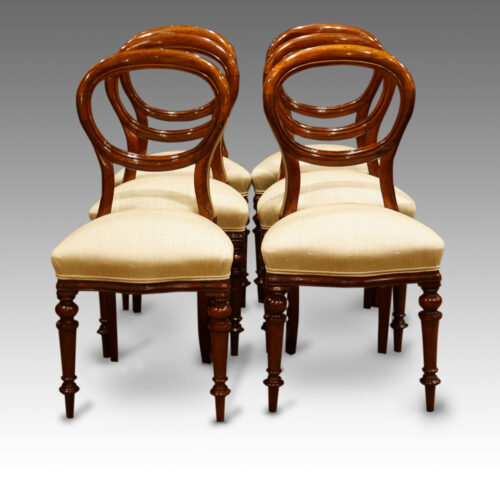 Set of 6 Victorian mahogany balloon back dining chairs