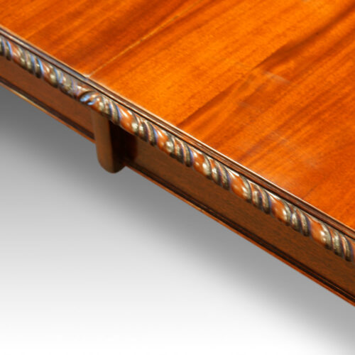 Edge carving dining table