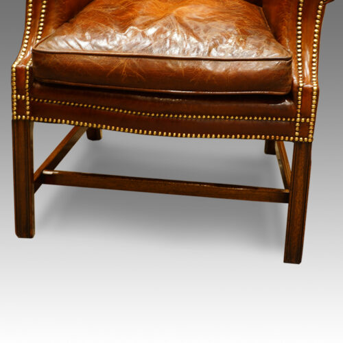 Serpentine seat