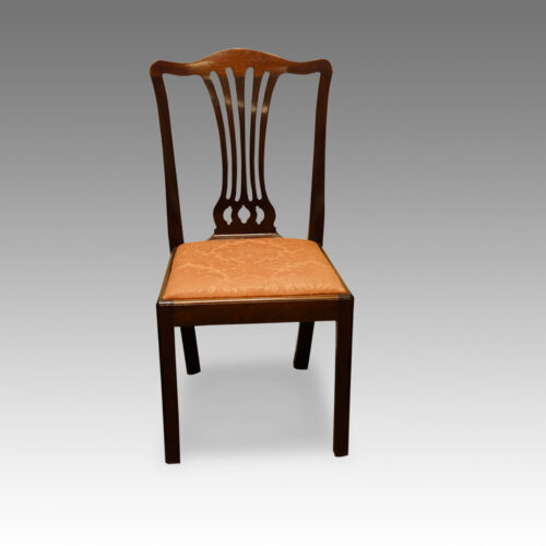Set of 8 Georgian style mahogany side chair
