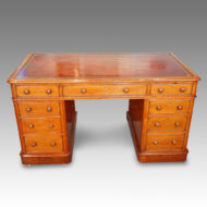 Victorian oak pedestal desk