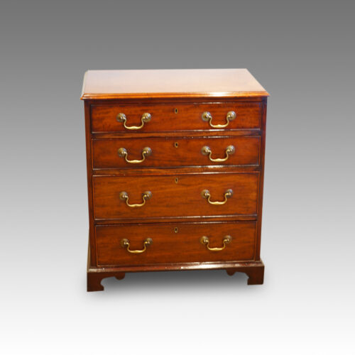 Edwardian small mahogany chest