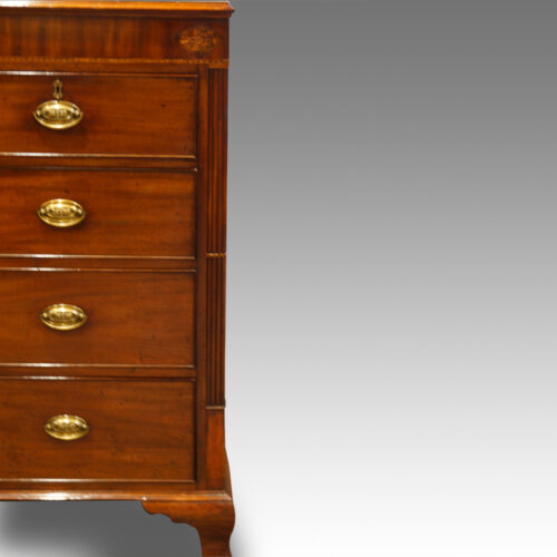 Georgian mahogany chest