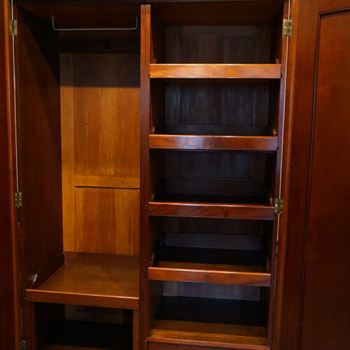 Victorian mahogany 2 door wardrobe interior