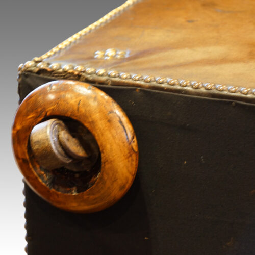 Victorian turned wooden feet