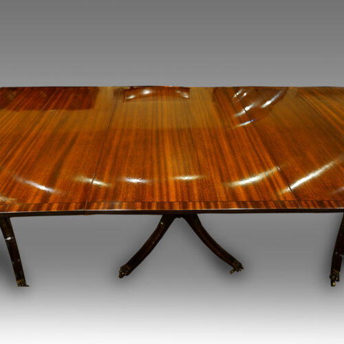 Mahogany 3 pillar dining table in regency style side
