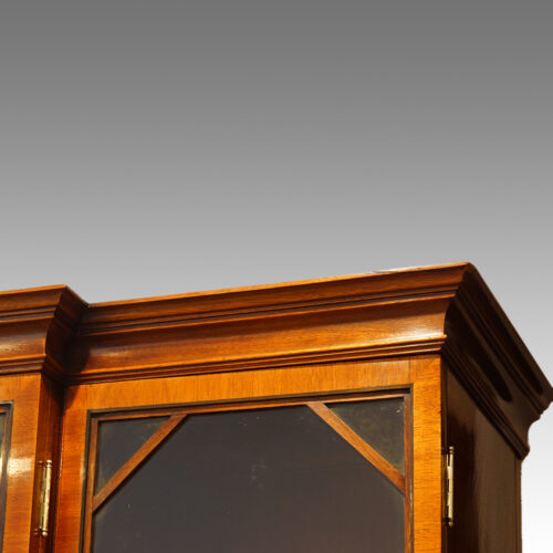 Cornice