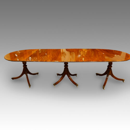 Regency style 3 pillar dining table