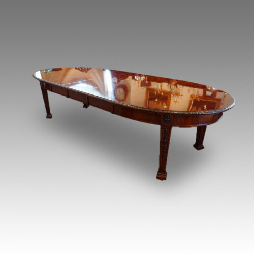 Waring & Gillow dining table