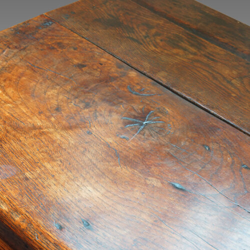 Georgian oak dresser top feature