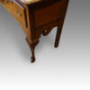 Dresser end curl