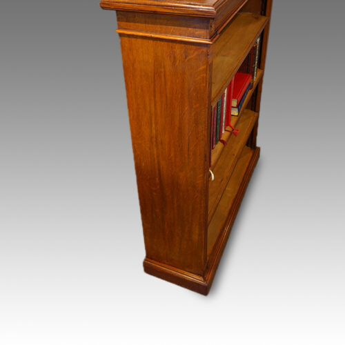 Victorian small open bookcase