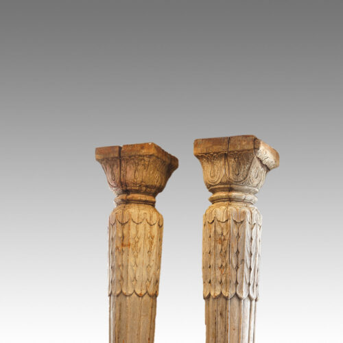 Detail carved columns