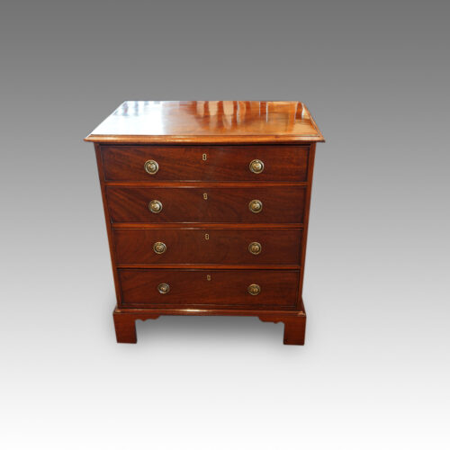 Small mahogany chest