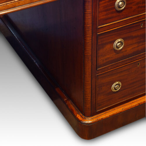 Victorian mahogany pedestal directors desk