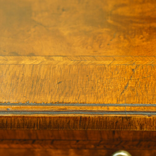 Walnut cross-banding