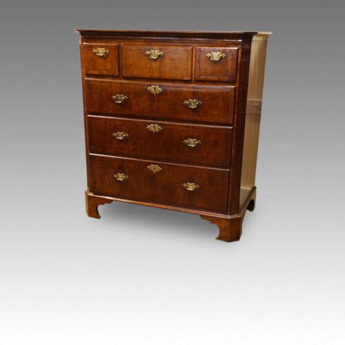 Queen Anne walnut chest,canted corners
