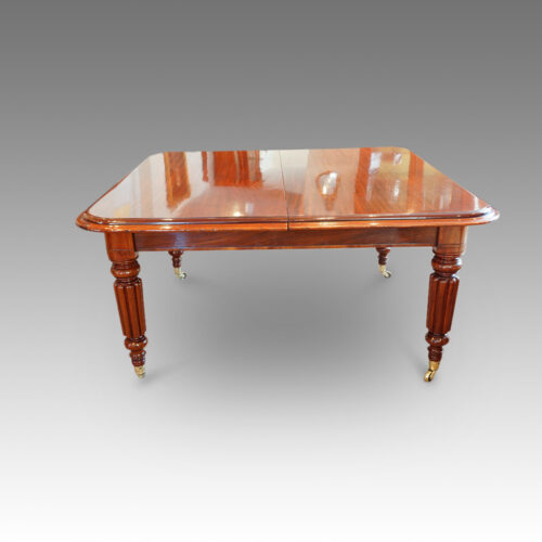 Victorian dining table no leaves