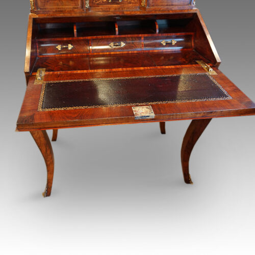 Victoria inlaid desk interior