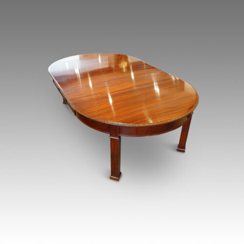 Edwardian round dining table