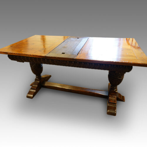 1920's oak extending dining table