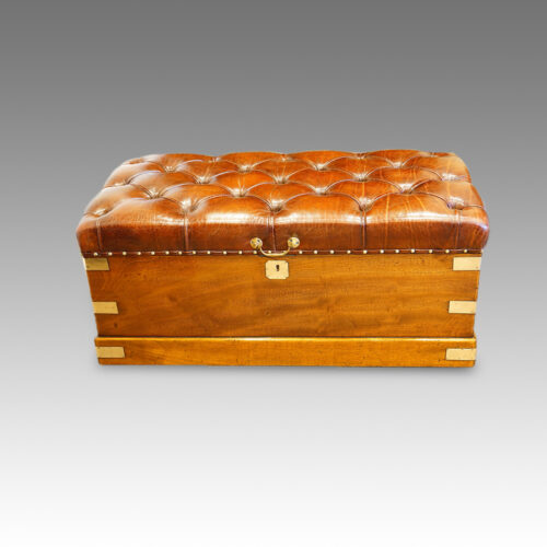 Victorian camphorwood large Ottoman trunk