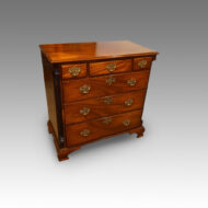 Georgian mahogany chest