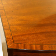 Cross-banding on a Georgian chest of drawers