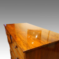 Victorian chest of drawers