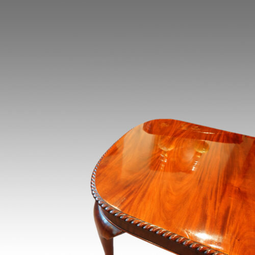 Edwardain dining room table