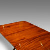 Georgian style 3 pedestal mahogany dining table detail