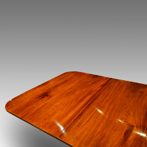 Georgian style 3 pedestal mahogany dining table timber grain