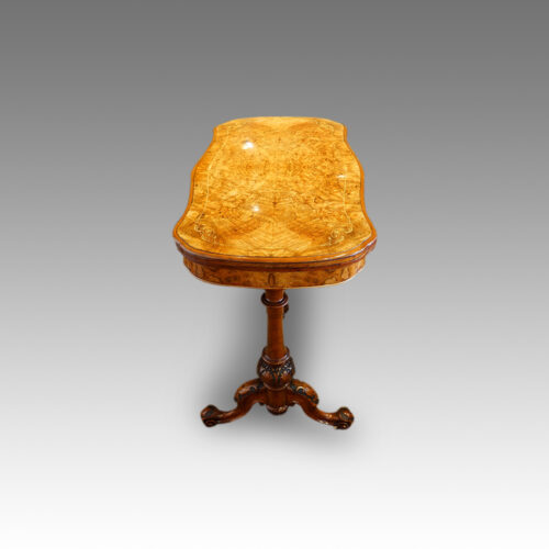 Victorian inlaid walnut serpentine card table detail end