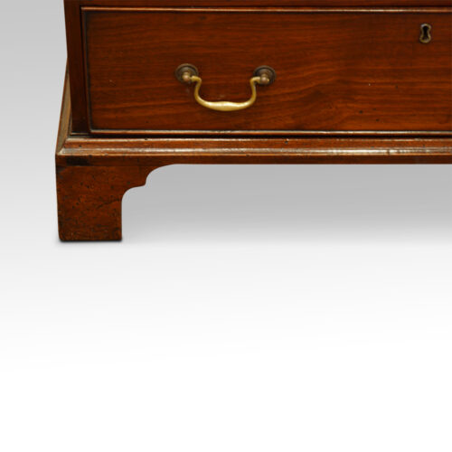 Late Georgian mahogany small chest of drawers bracket foot