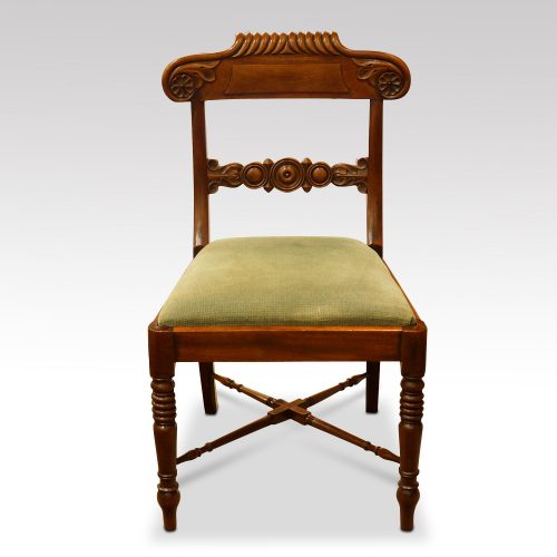 Set of 8 William IV mahogany dining chairs detail