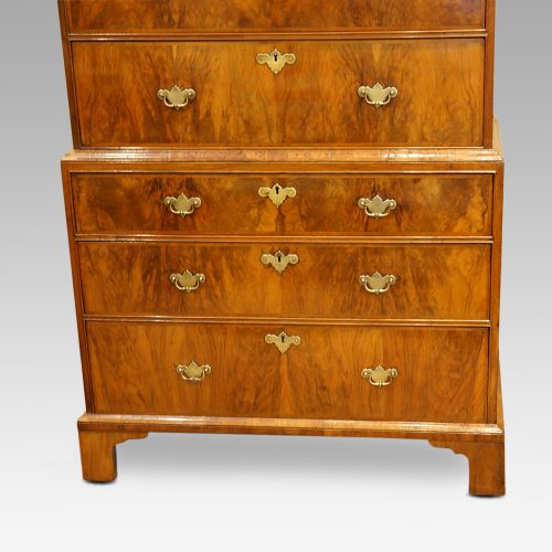 Georgian walnut chest on chest,1