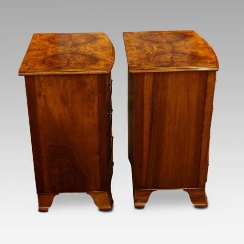 Pair of walnut small chests sides