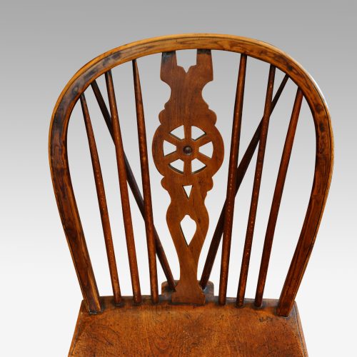 Set of 12 antique Thames Valley Windsor chairs back