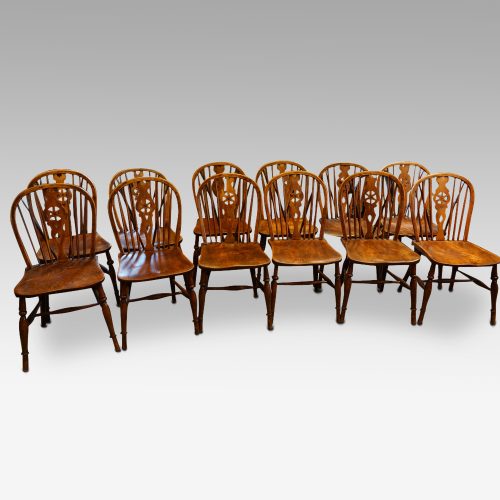 Set of 12 antique Thames Valley Windsor chairs,1