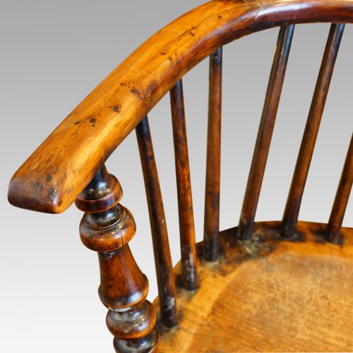 Set of 4 Yew wood Windsor chairs,7
