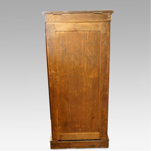 Victorian large Wellington chest rear