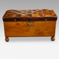 Camphor wood ottoman