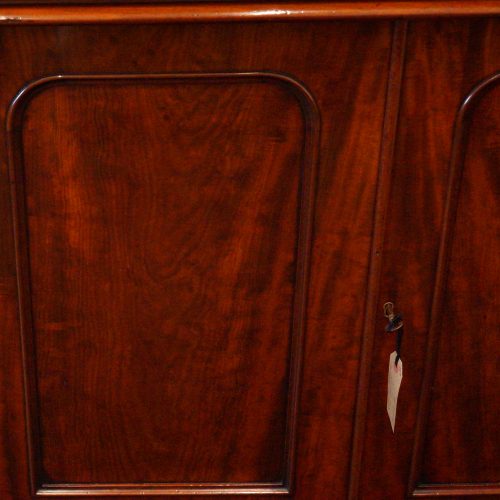 Victorian mahogany waterfall drawer chiffonier door detail