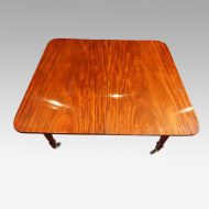 19thc. mahogany fluted leg extending dining table closed no leaves