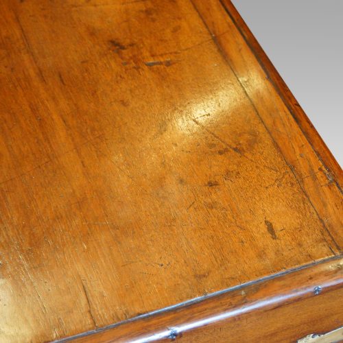 Top detail