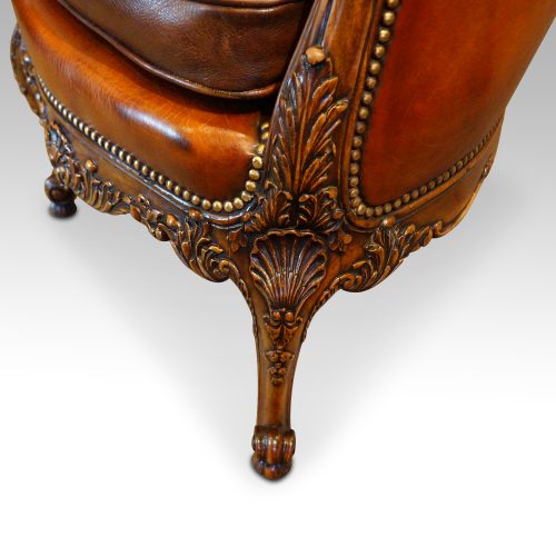 Edwardian walnut love seatleg detail